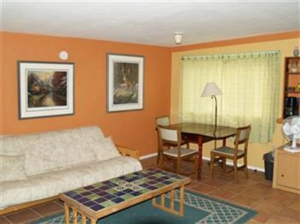 Spirit Tree Inn B&B
