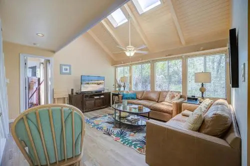 Sea Loft Village #106