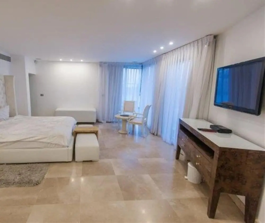 Mango Luxury Villa