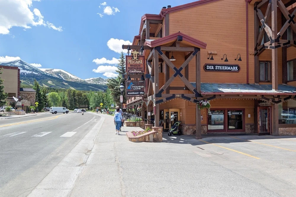 #1713 Der Steirmark Downtown One Bedroom Across the Street From Peak 9 Base