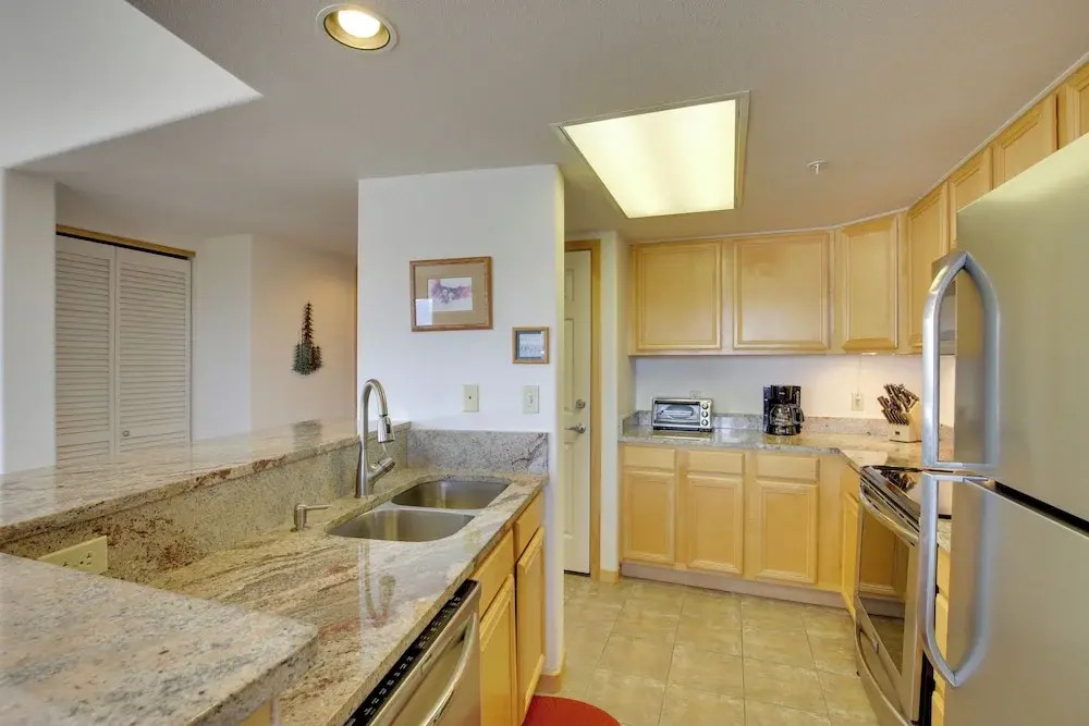 360 Mtn Views & Shared Hot Tub: Cozy Frisco Condo!