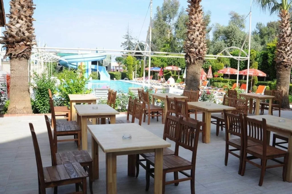 Lims Bona Dea Beach Hotel