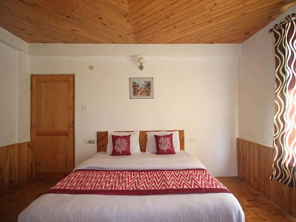 Roo Cottage By OYO Rooms