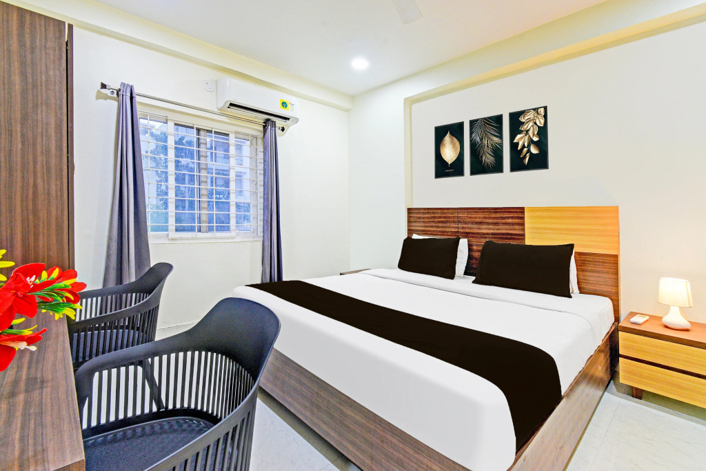 Super Townhouse Kondapur Near Botanical Garden Formerly RRR Inn