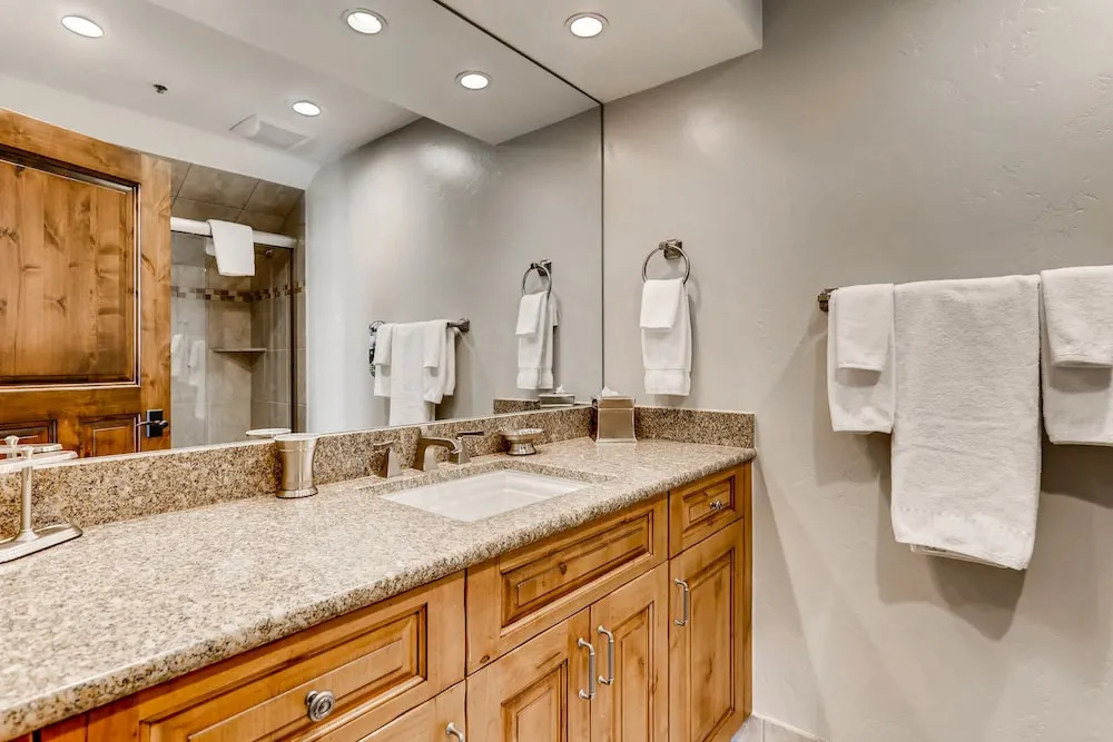 Centennial 4 Bedroom Condo Unit no. 29