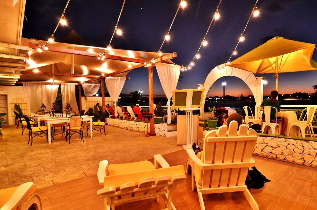 Hotel Peten