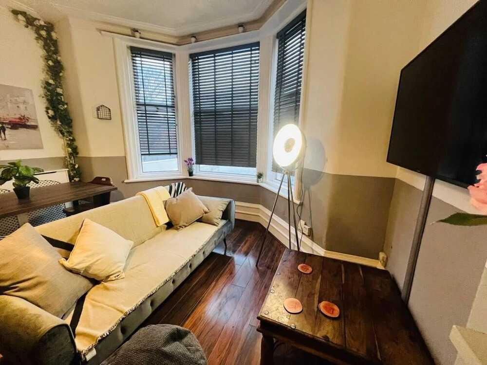 Stunning Apartment Sleeps up to 4 in Blackpool