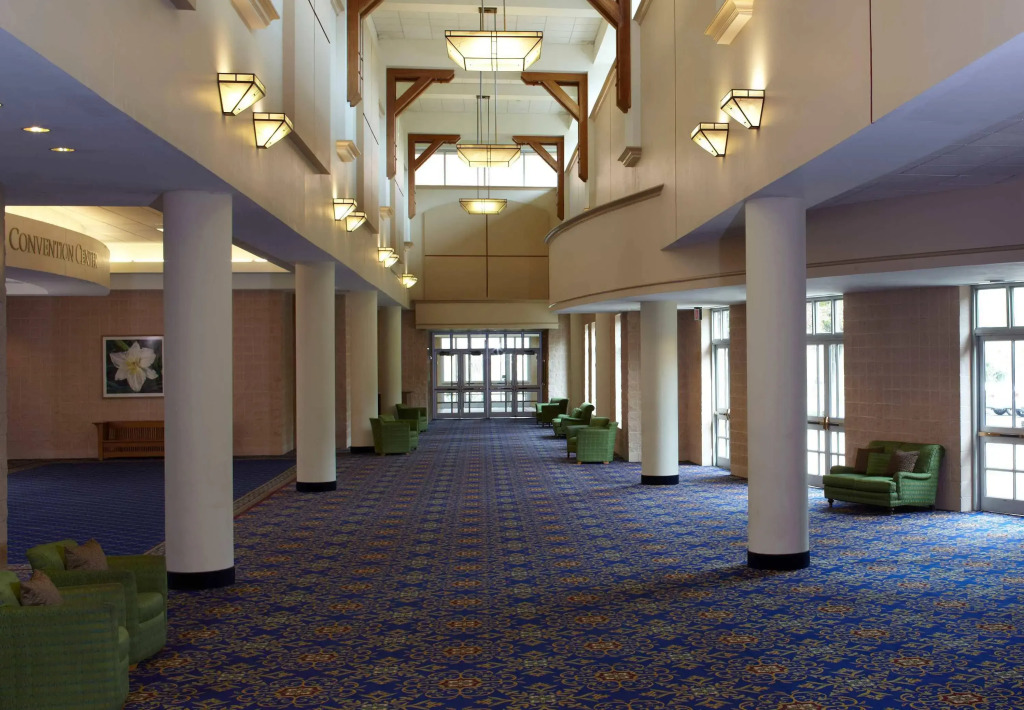 MeadowView Conference Resort & Convention Center
