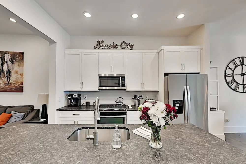 1050etln 3 Bedroom Townhouse