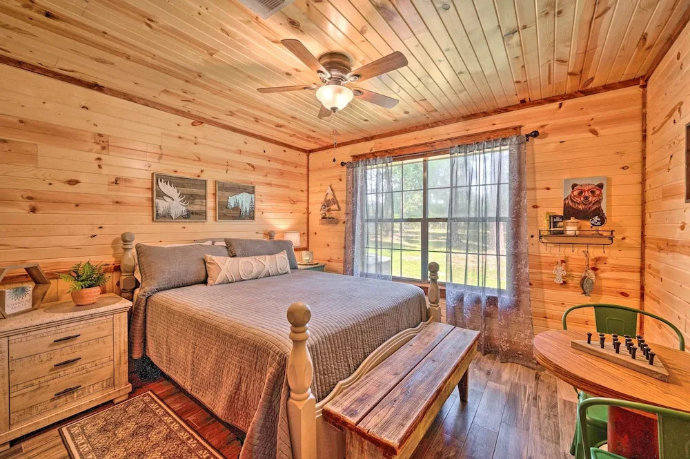 Lavish Broken Bow Home on 6 Acres w/ Hot Tub!