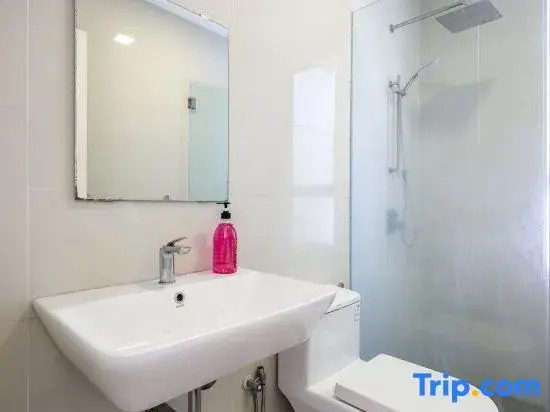 KL City Central TRX 3 Bedrooms, 2 Baths + Balcony