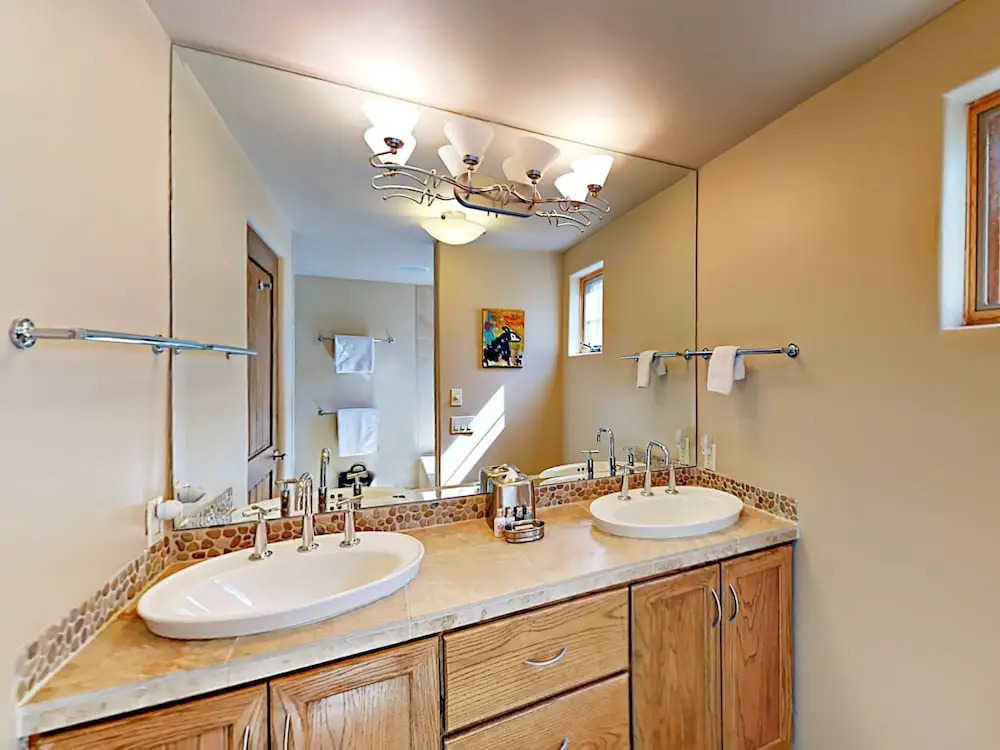 12 La Vereda Condo Unit 2 2 Bedrooms 2.5 Bathrooms Condo