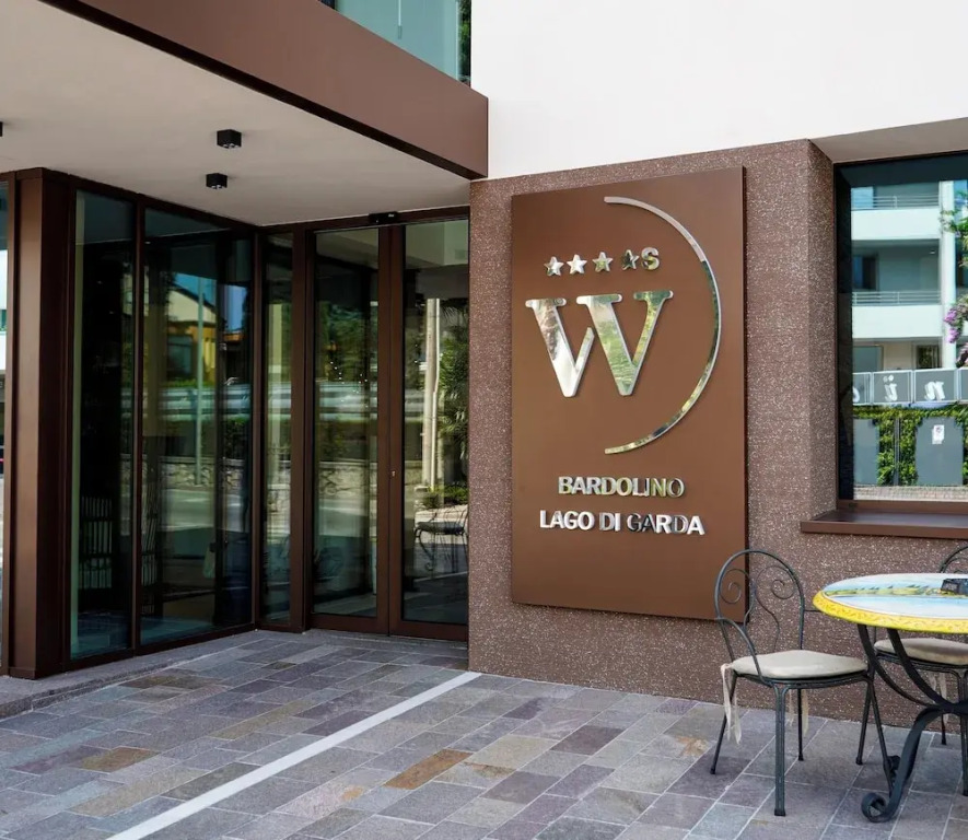WANDERLUST HOTEL & APARTMENTS - SUITE & SPA - Bardolino, Lago di Garda - Verona