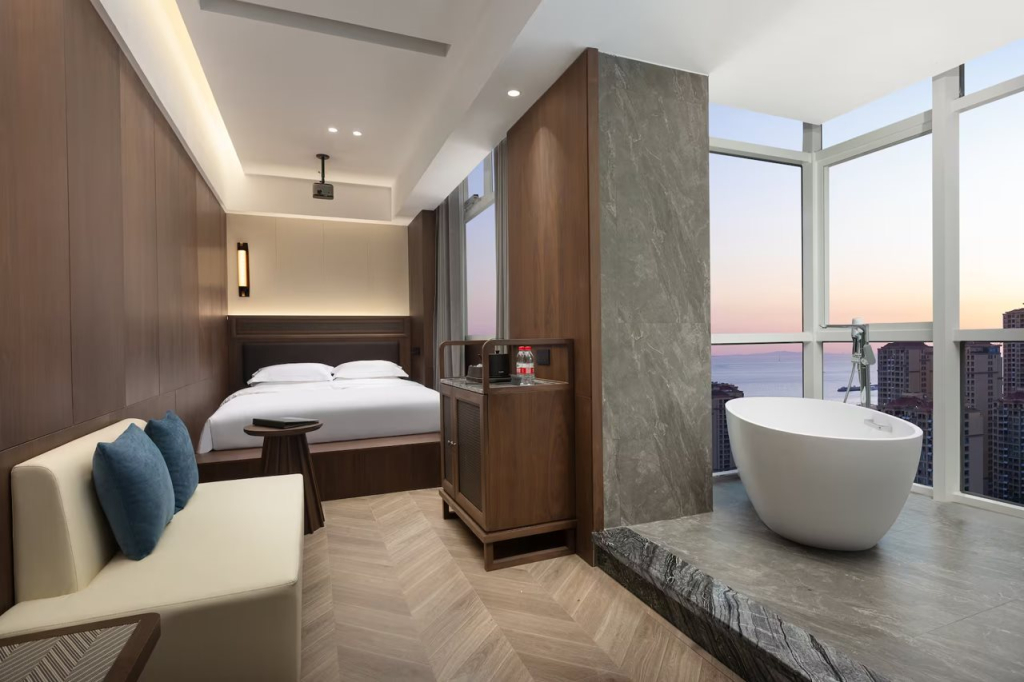 Days Hotel By Wyndham Weihai Huoju Eight Street