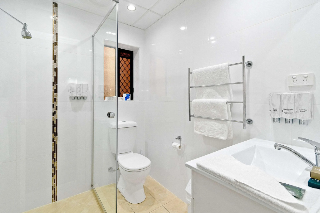 Quality Hotel Robertson Gardens