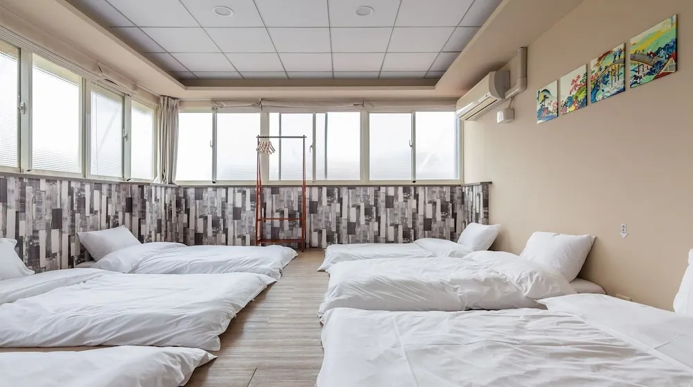 Shan Hostel