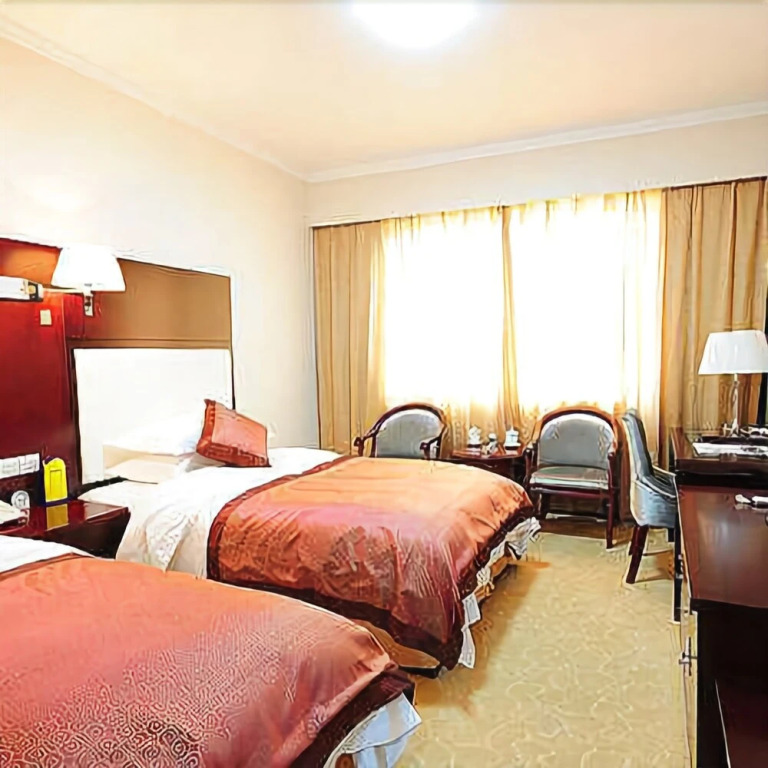 Xinglong Hotel