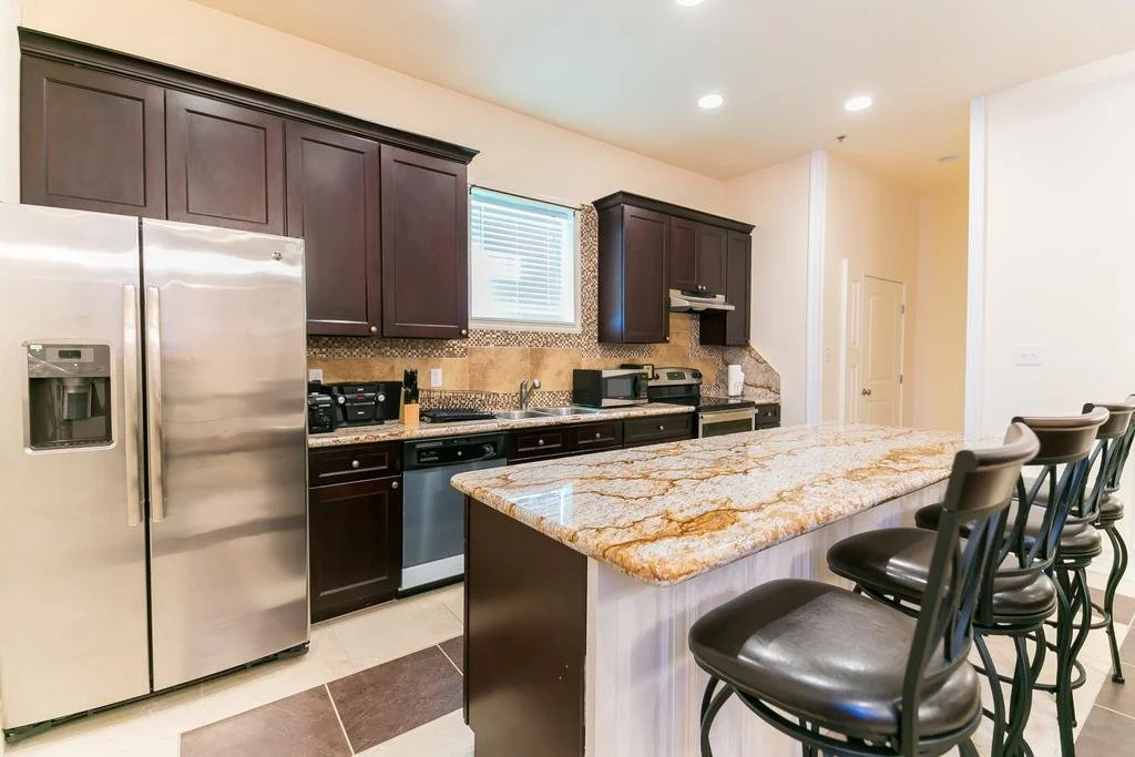 Carondelet Street Modern Suites