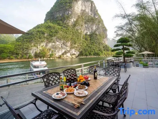 Yujian River View Homestay