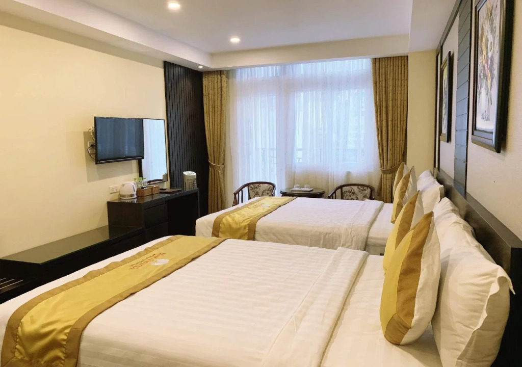 Hoang Minh Chau Ba Trieu Hotel
