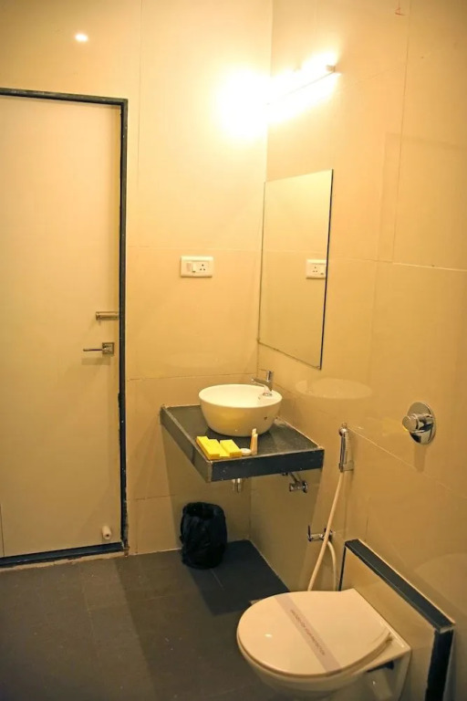 Hotel Lavanya Palace