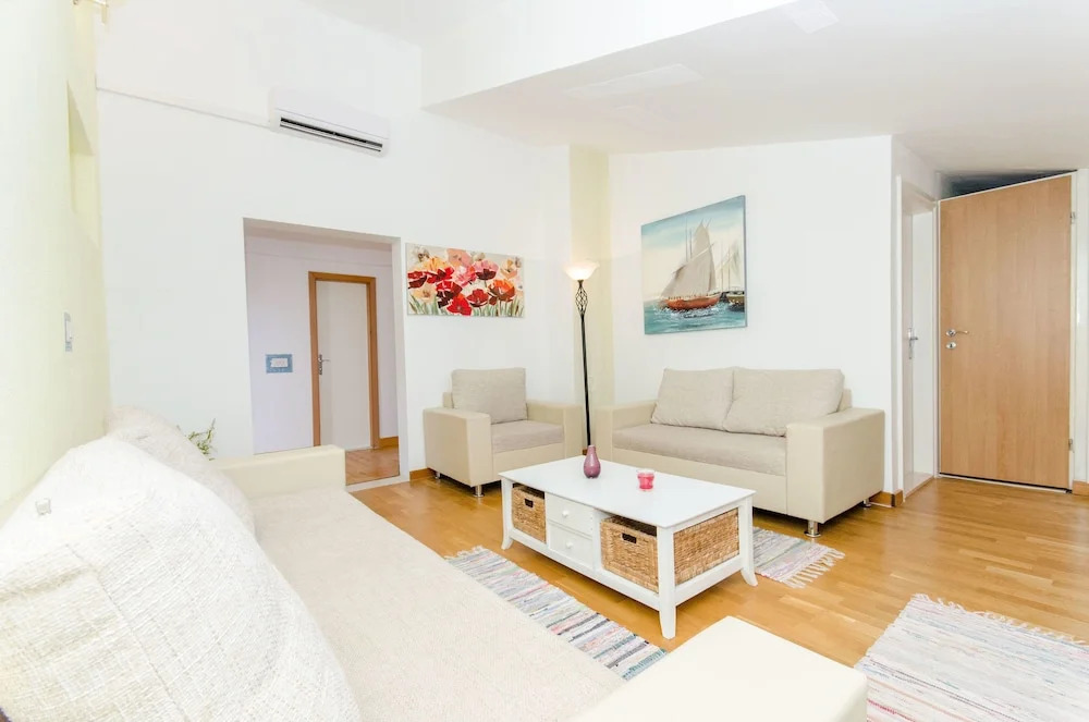 Apartment The Place