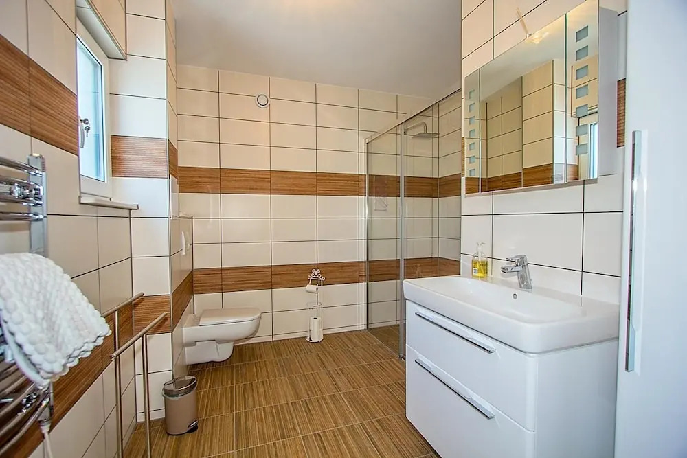 Sleeps8- EcoFriendly- KingBeds- FamilyFriendly