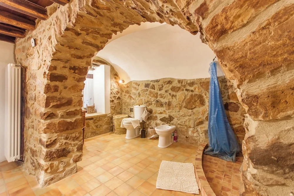 Villa Olmo With Private Pool - Happy Rentals