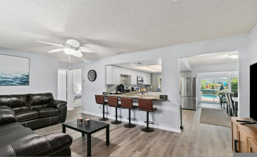 Sarasota Family Home Private Heated Pool Relax