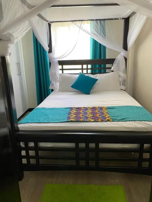 Lulu House