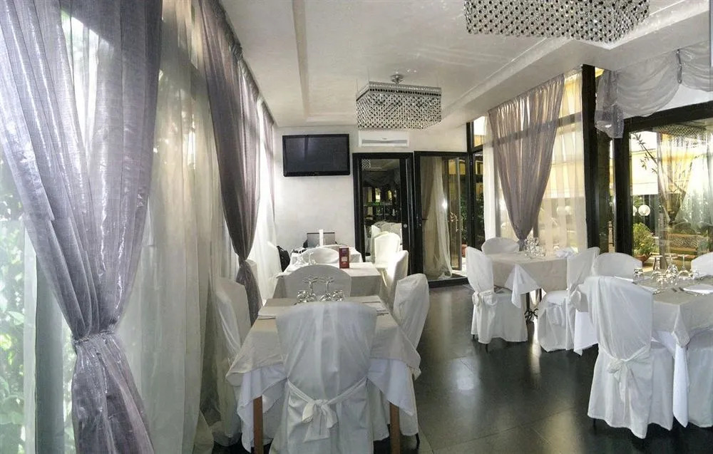 Meeting Hotel