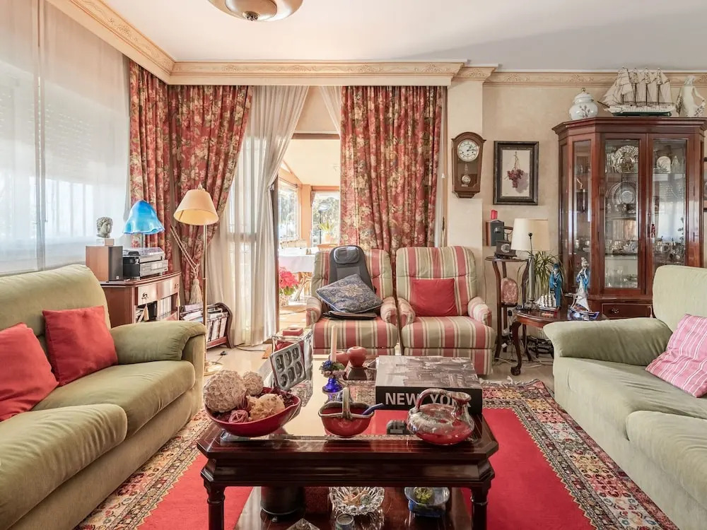 Lavish Villa in Málaga With Swimming Pool