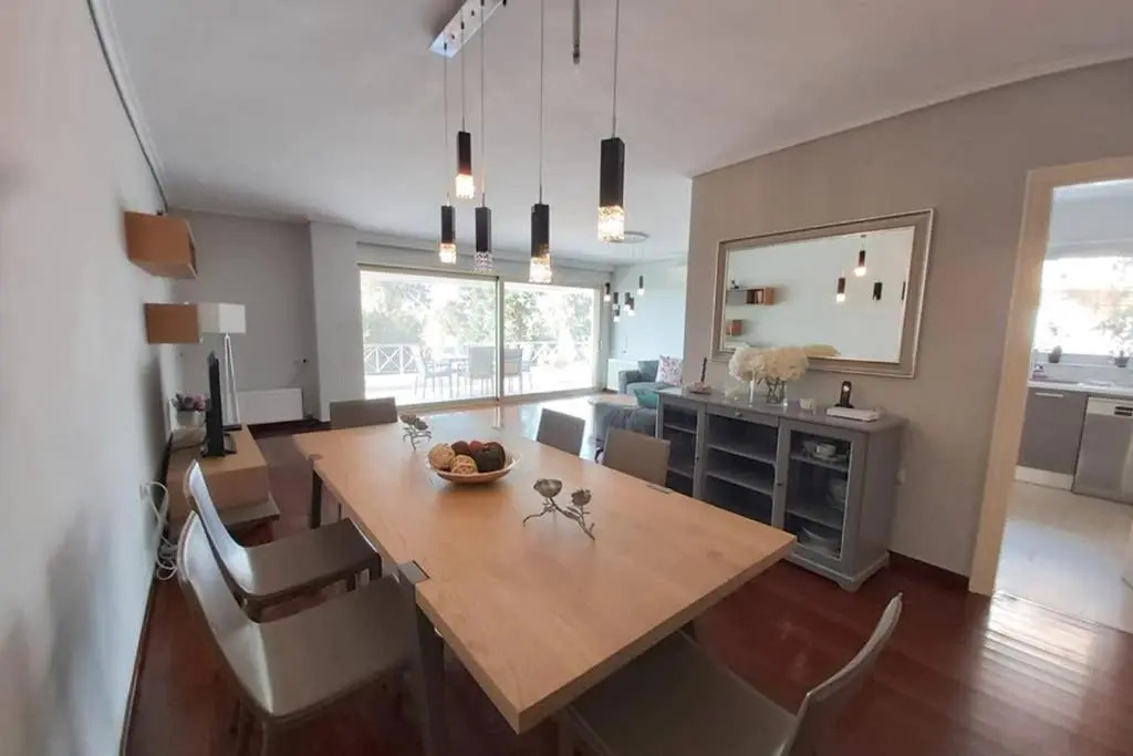 Luxury beachfront 3 bedroom apartment in Kavouri beach, Athens