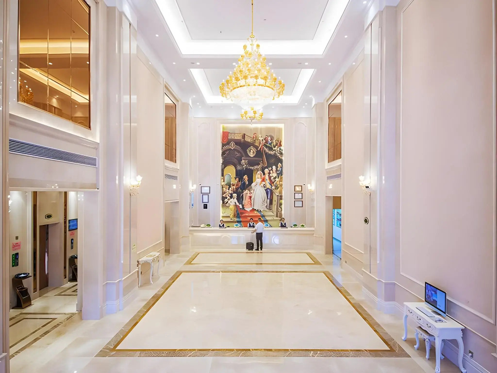 Vienna International Hotel Jingzhou New World