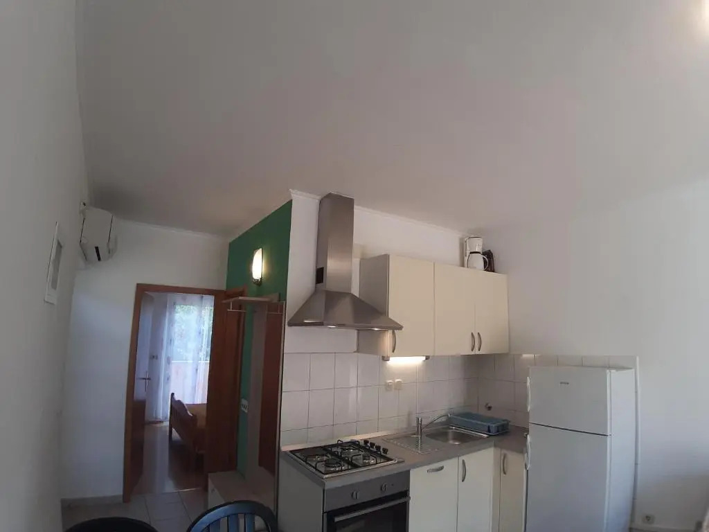 Apartments and Rooms Dobrila