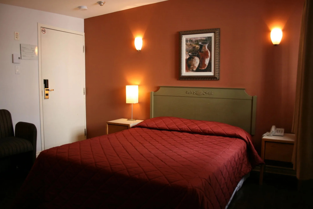 Olympia Hotel By Lodgo
