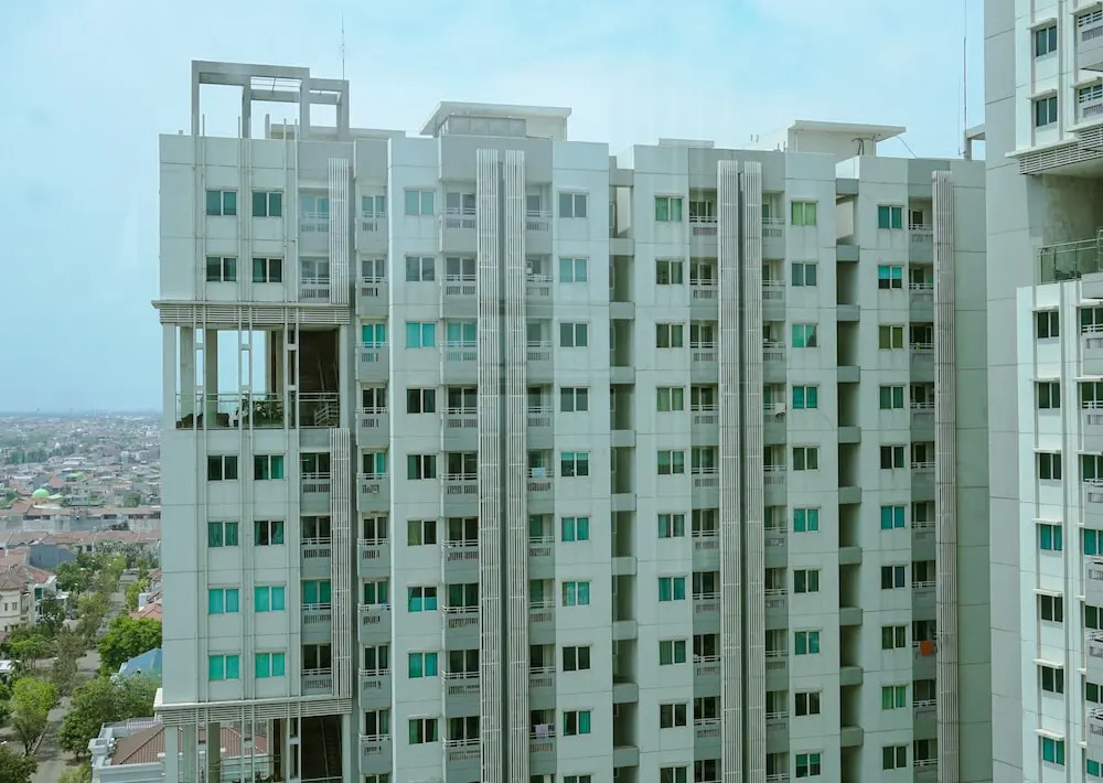 Comfortable 1BR @ Sky Terrace Apartment in Strategic Area
