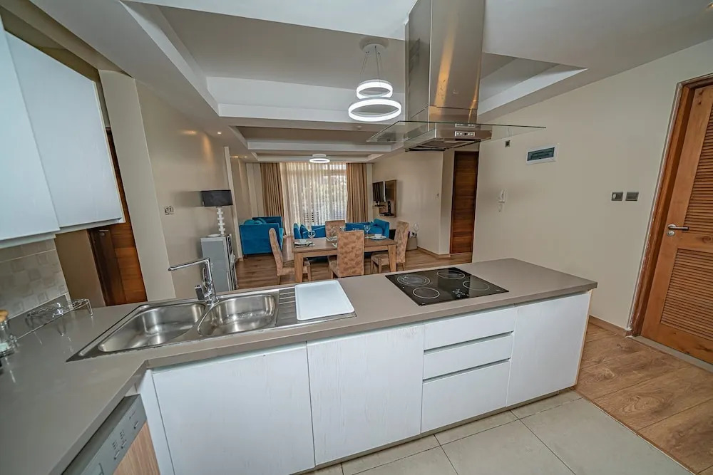 Lux Suites 37 on Kikambala Apartments