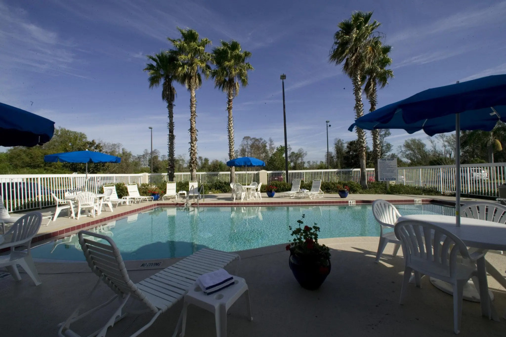 Holiday Inn Express & Suites Orlando International Airport by IHG