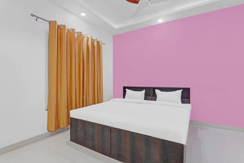 Capital O 85097 Hotel KPR Inn