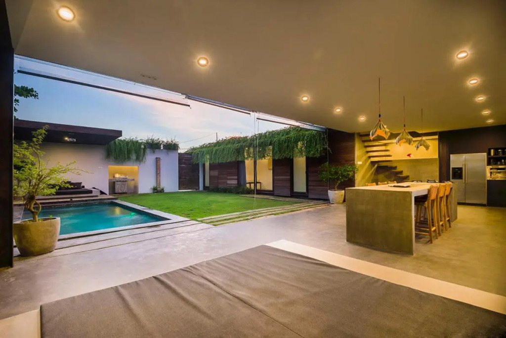 Ocean Villa - Joshua District