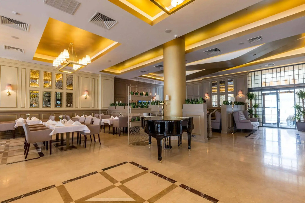 Отель KADORR Hotel Resort & Spa