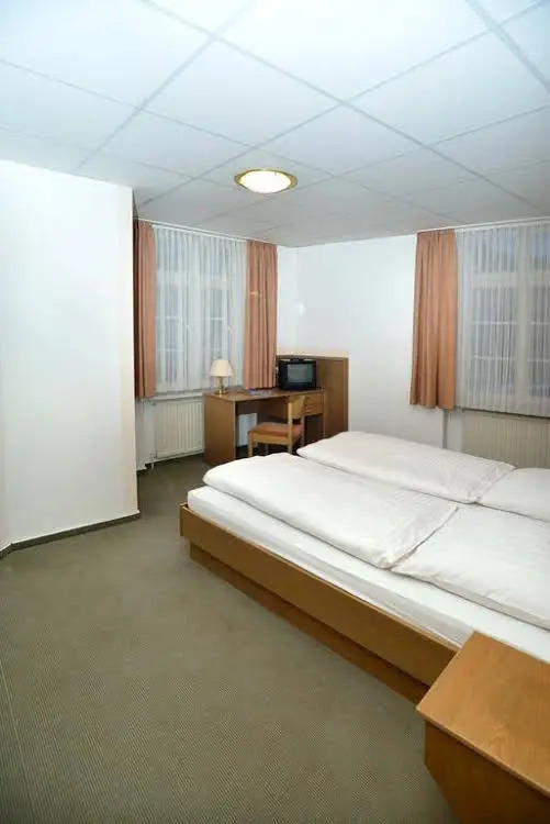 1A Hotel Zimmer frei