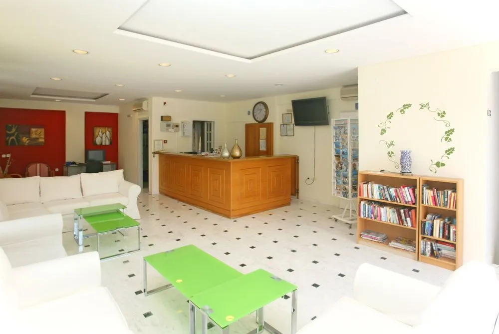 Apelia Hotel