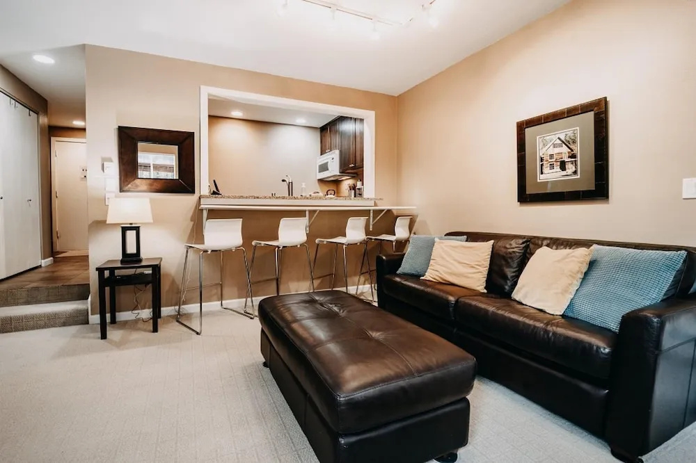 Mt Baker Lodging Condo 50 - Sleeps 4
