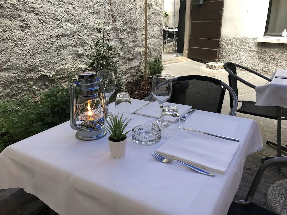 Grütli Inn