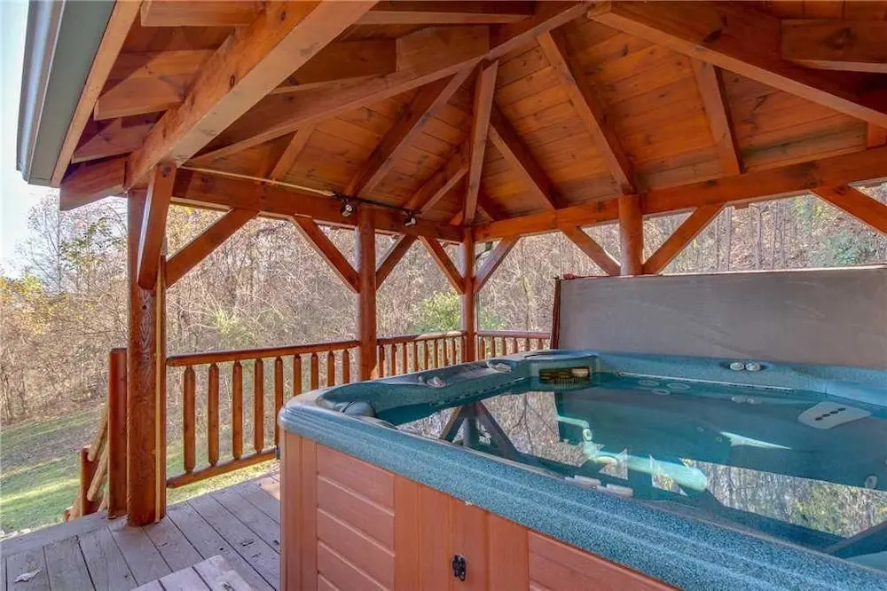 Lookout Lodge - Five Bedroom Cabin