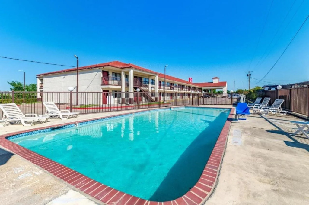 Red Roof Inn Dallas - Mesquite Fair Park NE