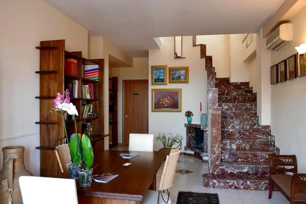 House with 5 Bedrooms in Acireale, with Wonderful Sea View, Furnished Terrace And Wifi - 7 Km From the Beach