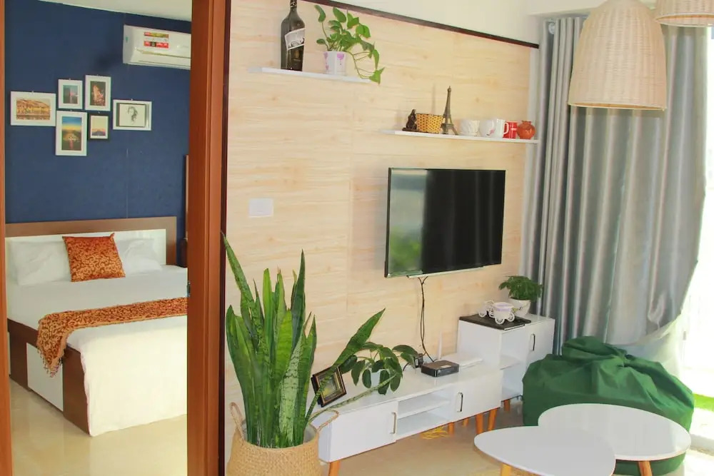 Moonlight Halong Homestay
